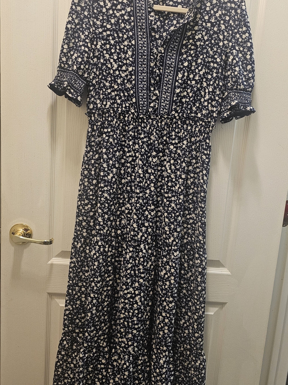 London Times Navy and White Floral Maxi Dress with Smocked Waist
